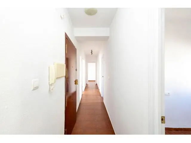 Vivienda en Motril con 4 habitaciones y gran salon