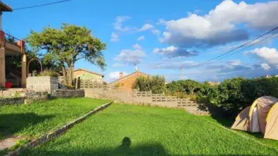 Chalet en venta en El Alisal-Cazoña