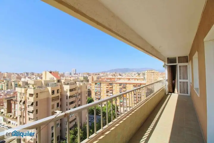 Alquiler Piso 2 Banos Cruz Humilladero Malaga
