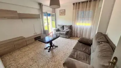 Piso en alquiler en Revilla