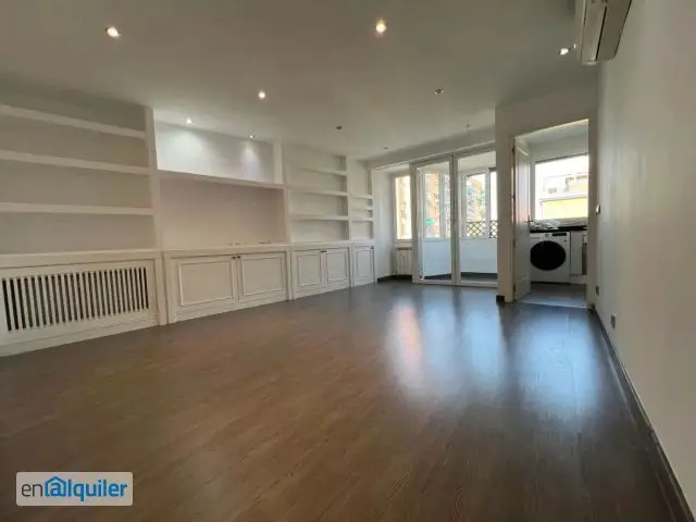 Piso en Madrid con todo incluido servicios y amueblado