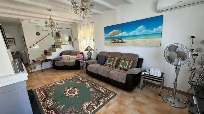 Villa de Lujo en Villamartín 5 Dormitorios Piscina Privada