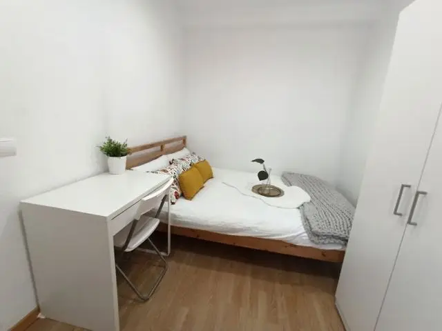 Habitacion Alquiler Madrid Centro Latina