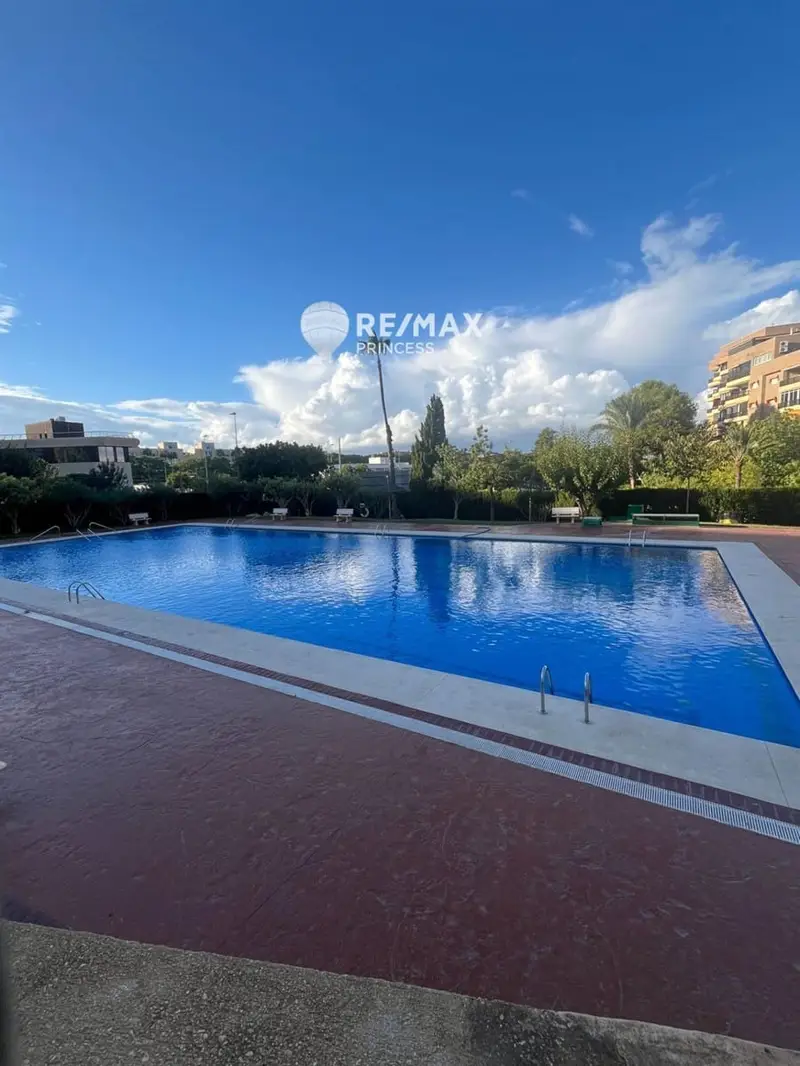 Apartamento en Alicante Golf con 3 habitaciones y terraza