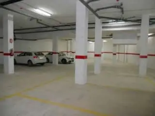 Garaje en Venta Crevillent 25m2 con Ascensor