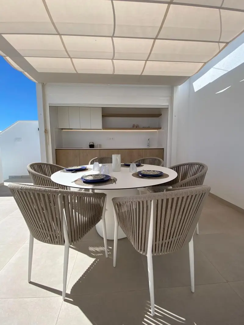 Venta Bungalows Pilar Horadada: Terraza Piscina Aparcamiento