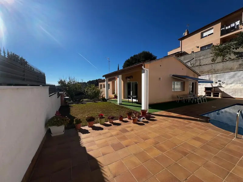 Venta Casa con jardin en Costa Cunit, Cunit - Ref: OCR-3111