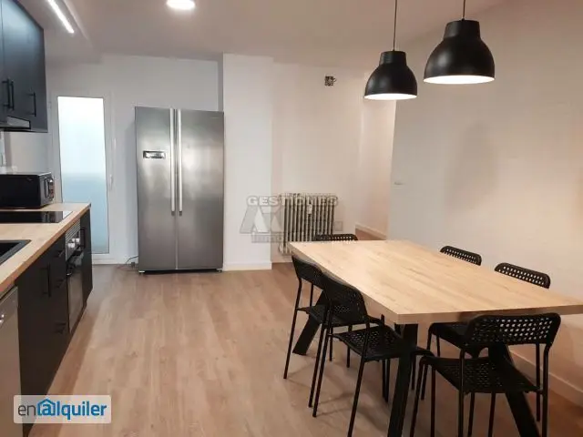 Alquiler Piso Amueblado Estudiantes Centro 4 Dormitorios
