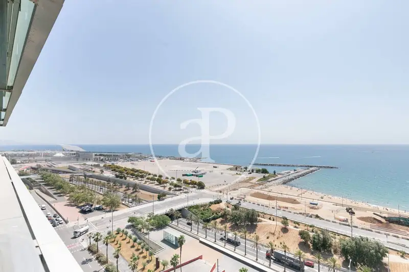 Apartamento en Diagonal Mar con Terraza y Vistas al Mar