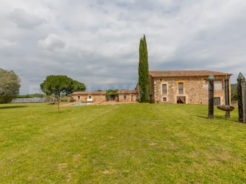 Casa Rural en La Bisbal dEmporda Girona