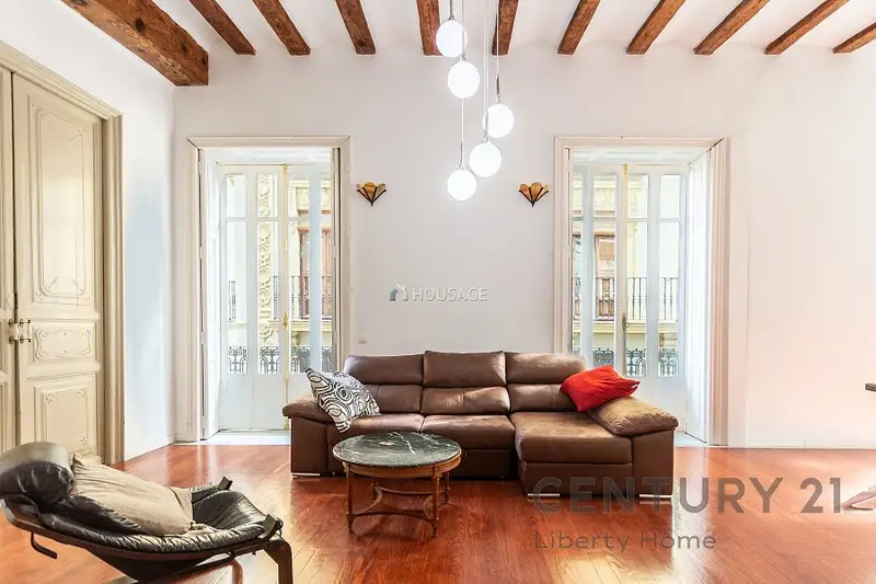 Piso en venta en Valencia 5 habitaciones 5 baños 234m2