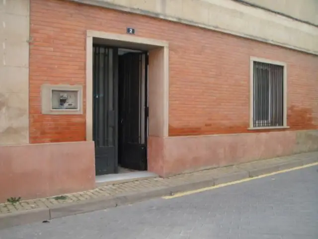 Local de 98m2 en Gomara, Soria