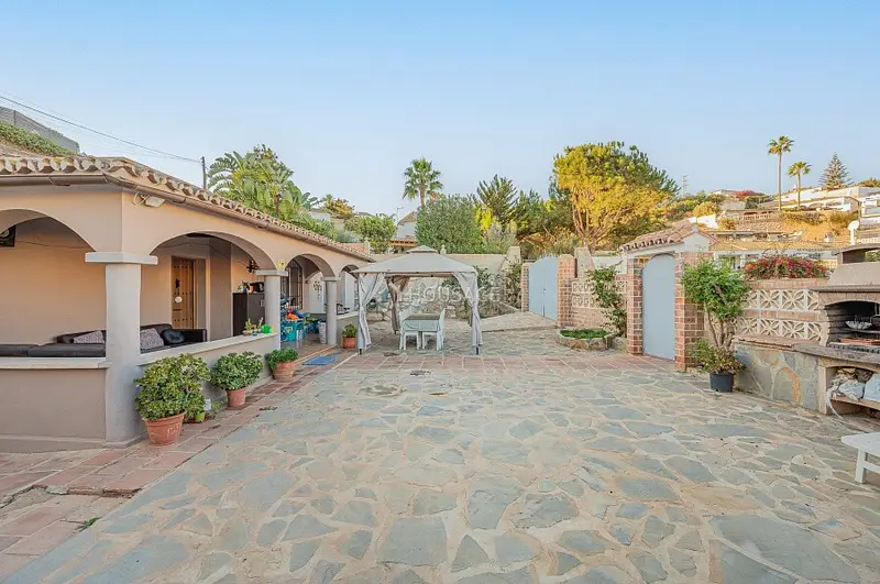 Villa en Venta en Mijas - Casa Acogedora cerca de la Playa