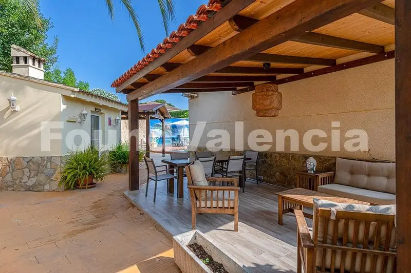 Chalet en Venta cerca de La Eliana Valencia