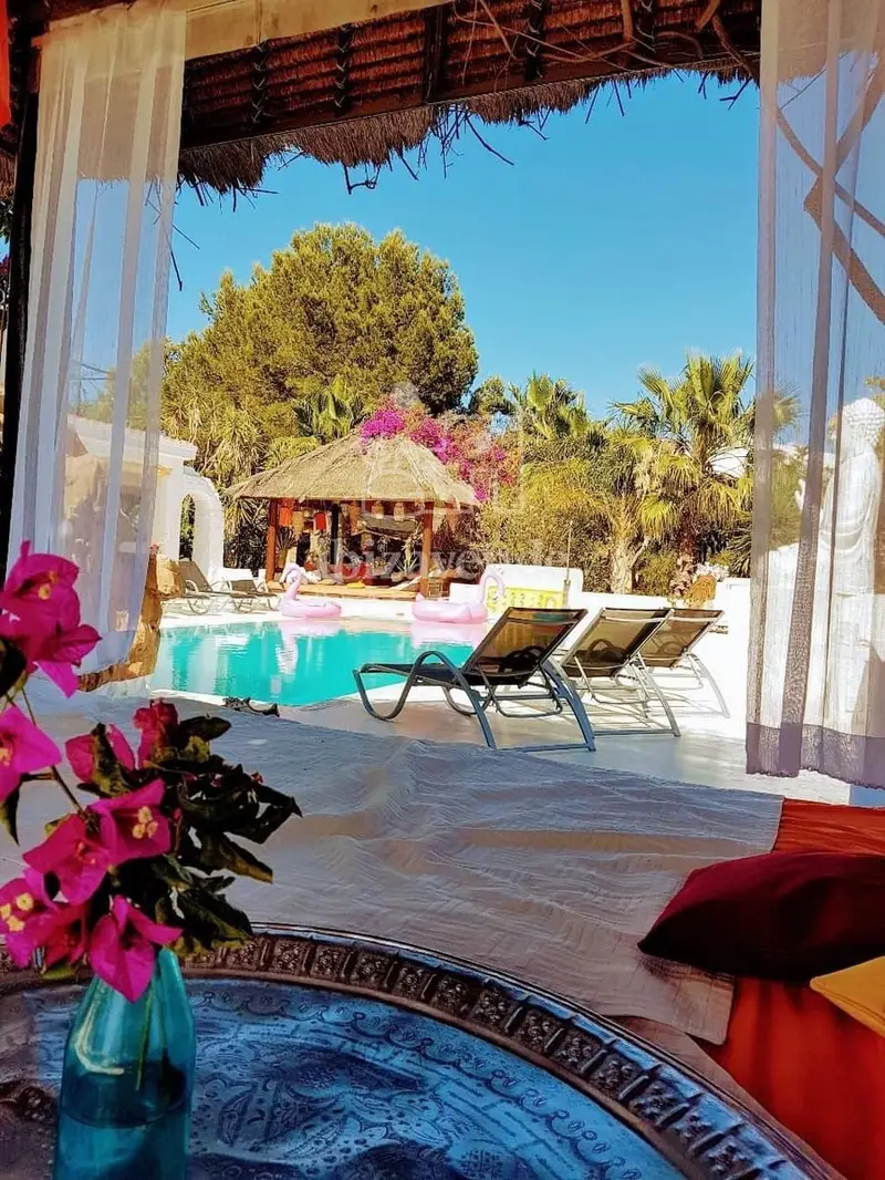 Villa Lujosa en Cap Martinet Ibiza 14 Dormitorios Vistas al Mar