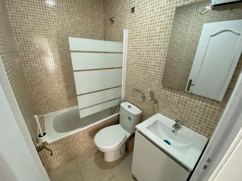 Habitaci
ón Individual con Balc
ón en Villaverde Bajo