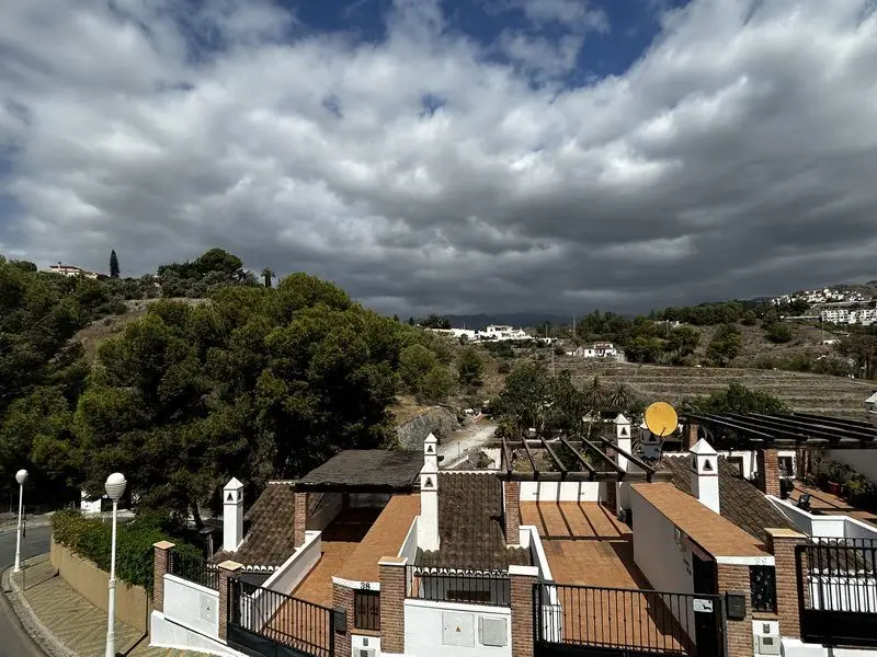 Adosado con Vistas al Mar en Los Pinos Almuñécar