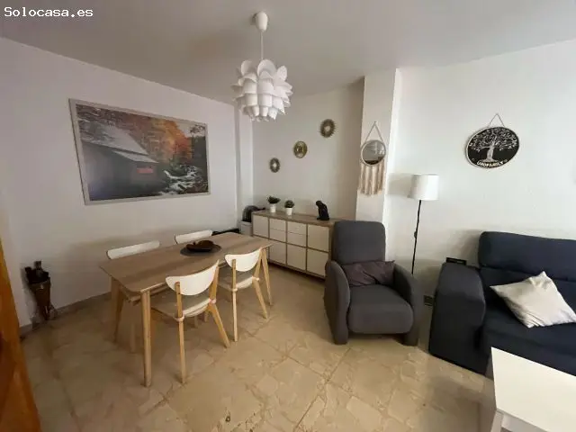 Duplex en Molina de Segura con 3 Dormitorios y Terraza