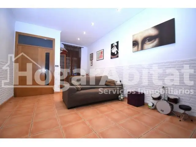 Casa Reformada 2 Alturas Junto Ayuntamiento