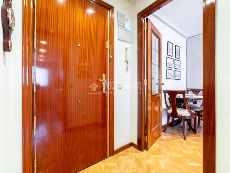 Piso en Venta en Barrio del Pilar Madrid