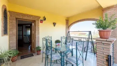 Chalet en venta en Calle del Moncayo