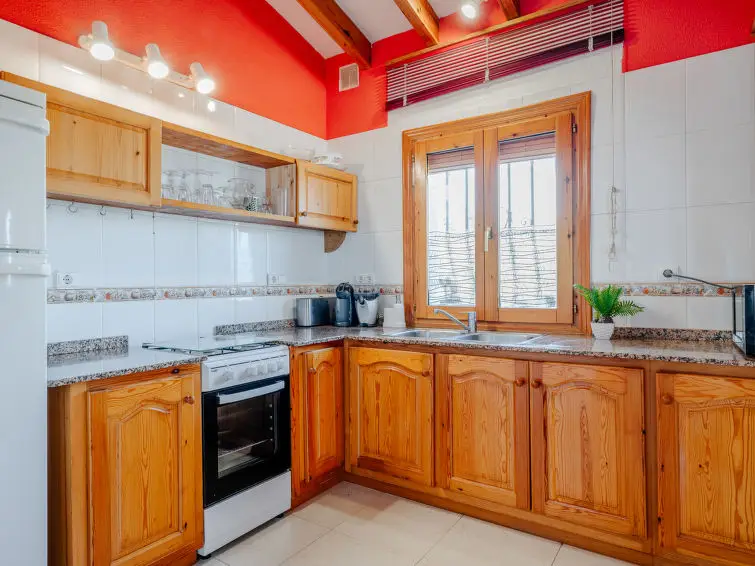 Casa-Villa de 3 Dormitorios alquiler Pegó, España