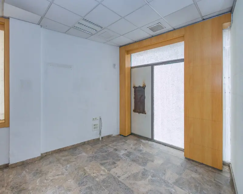 Local en Almansa 167m2 2 Banos