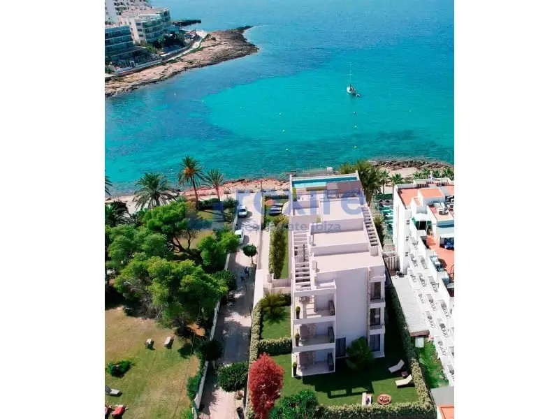 Atico en venta en Ibiza con vistas al mar