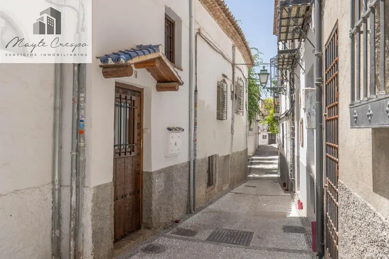 Venta Casa de 4 habitaciones en Albaycin, Granada - Ref: 202200127...
