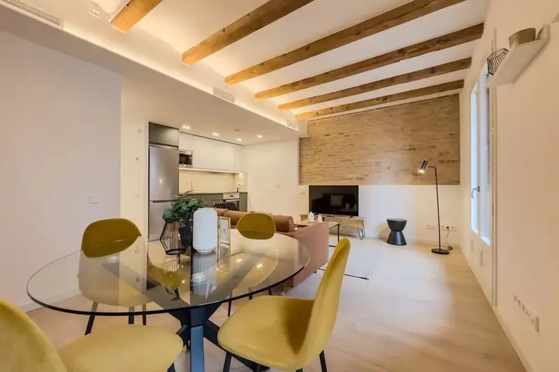 Apartamento en Alquiler Barcelona 2 Dormitorios Carrer Tapioles