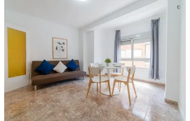 Alquiler Apartamento 4 Dormitorios Torrent