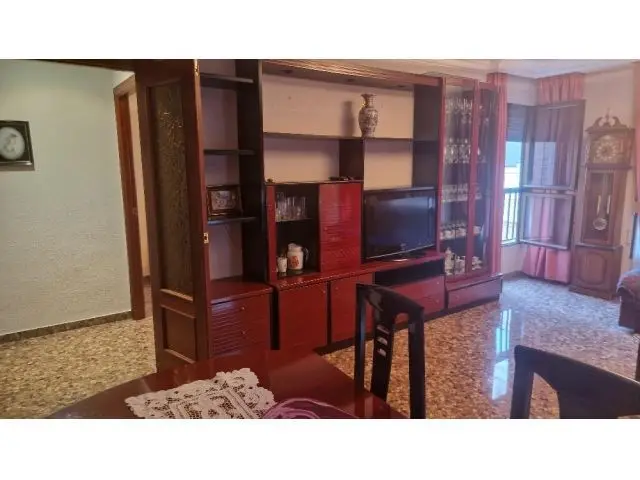 Vivienda en venta Valencia 3 dormitorios 2 baños  Amplia y Luminosa