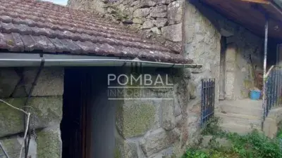 3 Casas para Reformar en San Amaro con Finca Rústica