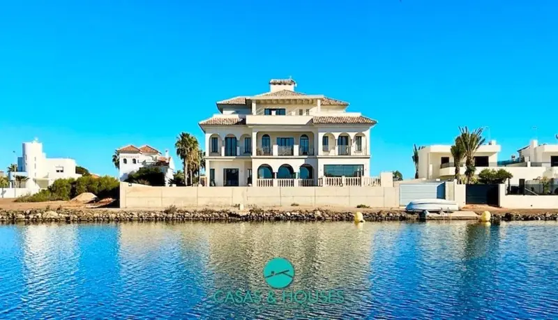 Villa de Lujo en La Manga del Mar Menor 7 Dormitorios 7 Baños