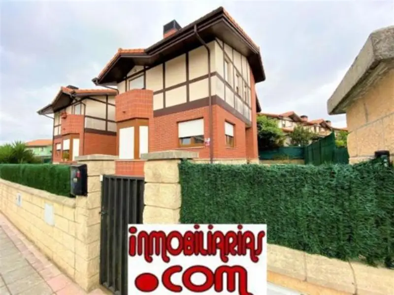 venta Chalet en Castro Urdiales, Cantabria (47550506632.993278)- Globaliza