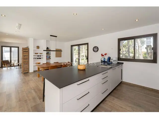 Villa Moderna en Cala Blanca Javea Cerca del Mar 3 Dormitorios