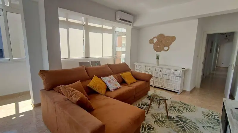Apartamento en Alquiler San Blas Alicante 3 Dormitorios Cerca Colegios