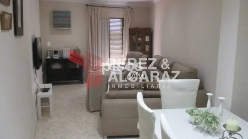 Piso en Venta Calle Leon Benitez 4 Dormitorios Zona Residencial