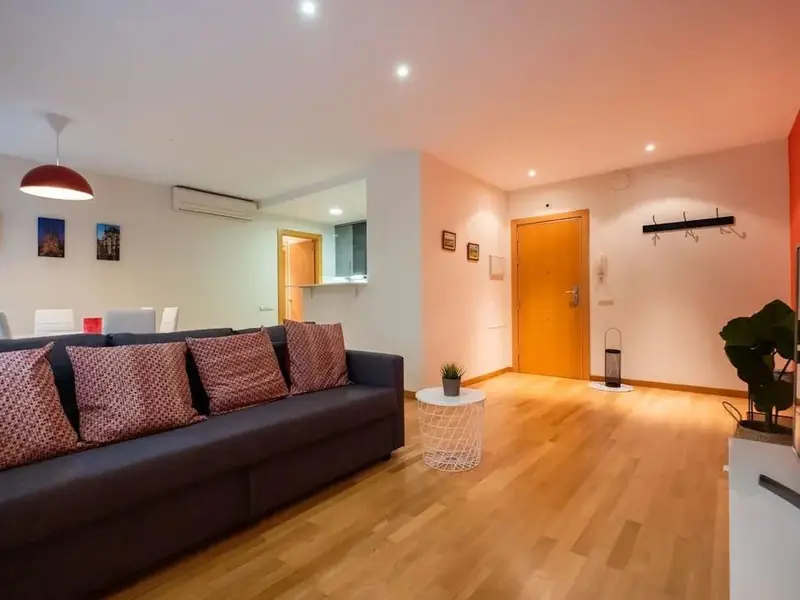 Apartamento en alquiler en Gr
acia Barcelona 2 dormitorios 1 ba

Atico