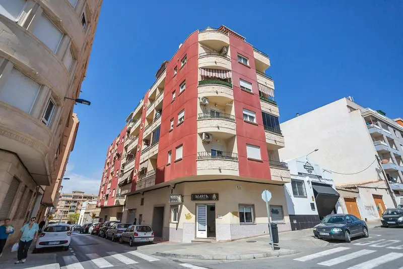 Atico en Torrevieja 2 Dormitorios Terraza 21m2