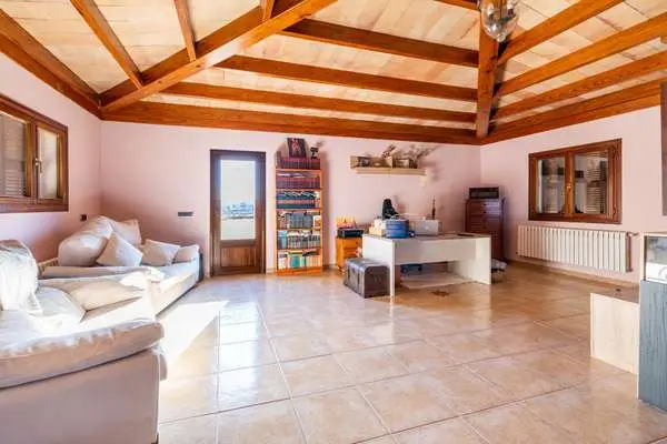 Finca con Cancha de Tenis en Venta Santa Margalida Mallorca