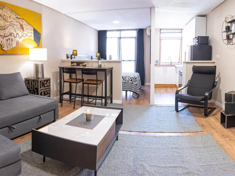 Apartamento con 1 Dormitorio Alquiler Torremolinos