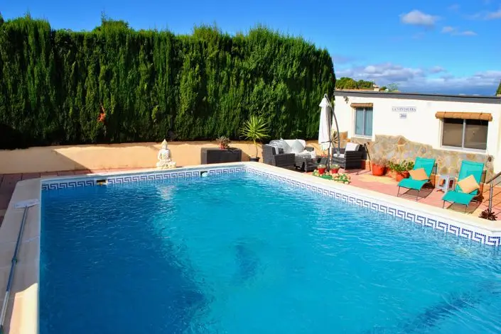 Villa 6 Dormitorios Turis Licencia Turistica Piscina