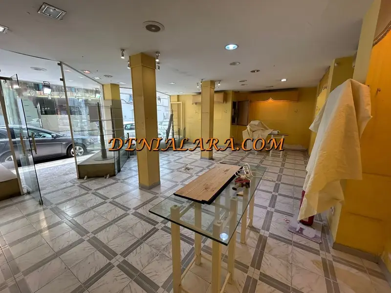 Local Comercial en Alquiler Denia Centro 89m2