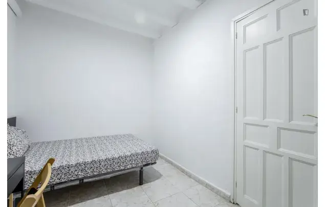 Alquiler Apartamento 4 Dormitorios Barcelona Estudiantes Trabajadores