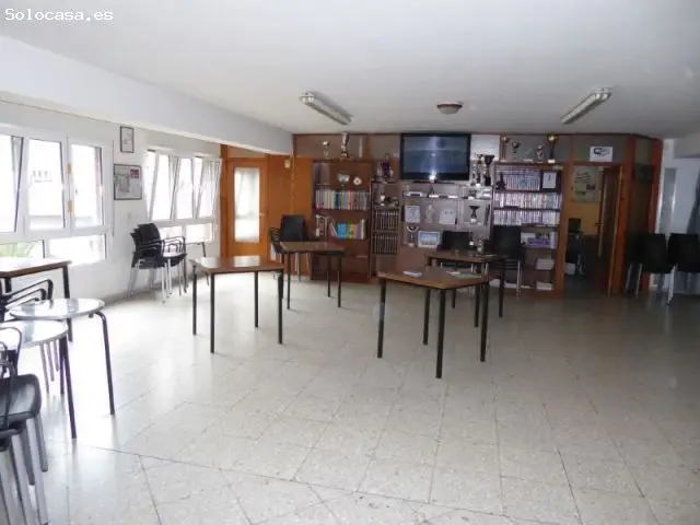 Oficina 140m2 Tres Despachos Recepcion Archivo Baños Ascensor Garaje