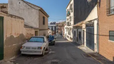 Casa Adosada para Reformar en La Zubia Cerca de Granada