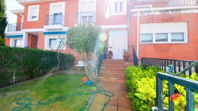 Casa adosada en venta en Valdelagua