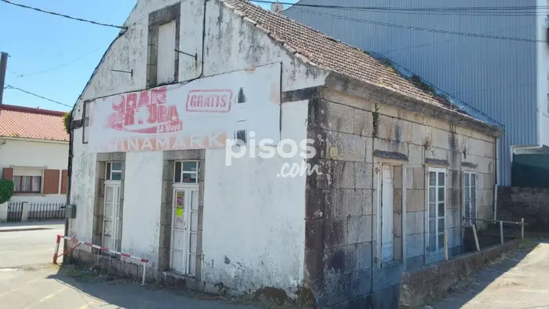 Casa en venta en Ribeira