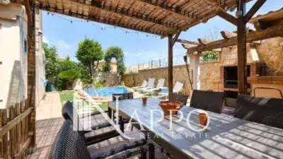 Casa en Son Ferrer con Piscina y Garaje para Familias